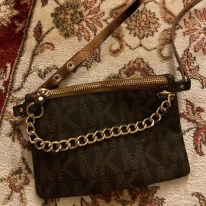 Micheal kors fanny pack/belt